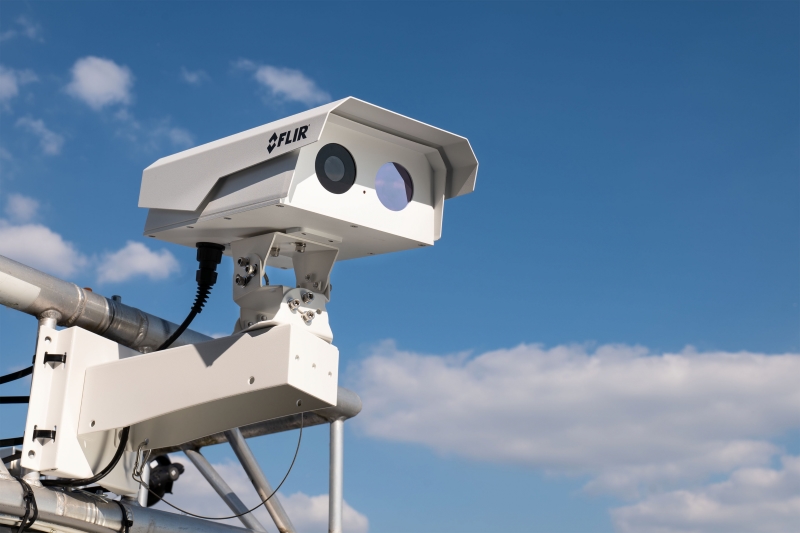 TrafiBot Dual AI, telecamera per la sicurezza stradale