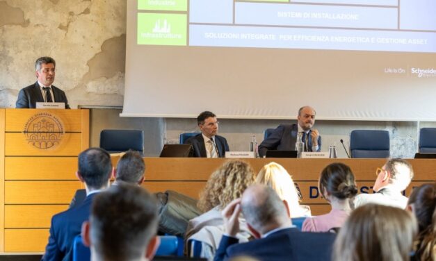 Università di Bergamo e Schneider Electric: sinergia per la transizione